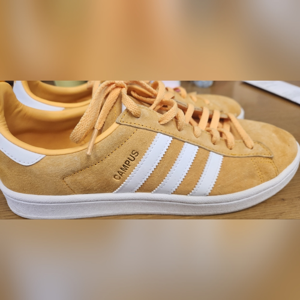 Adidas women shoes-Campus